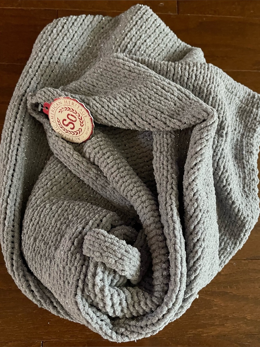 NWT SO Kohl's Lurex Infinity Scarf Metallic Gray Sparkle Knit Loop Cowl One Size